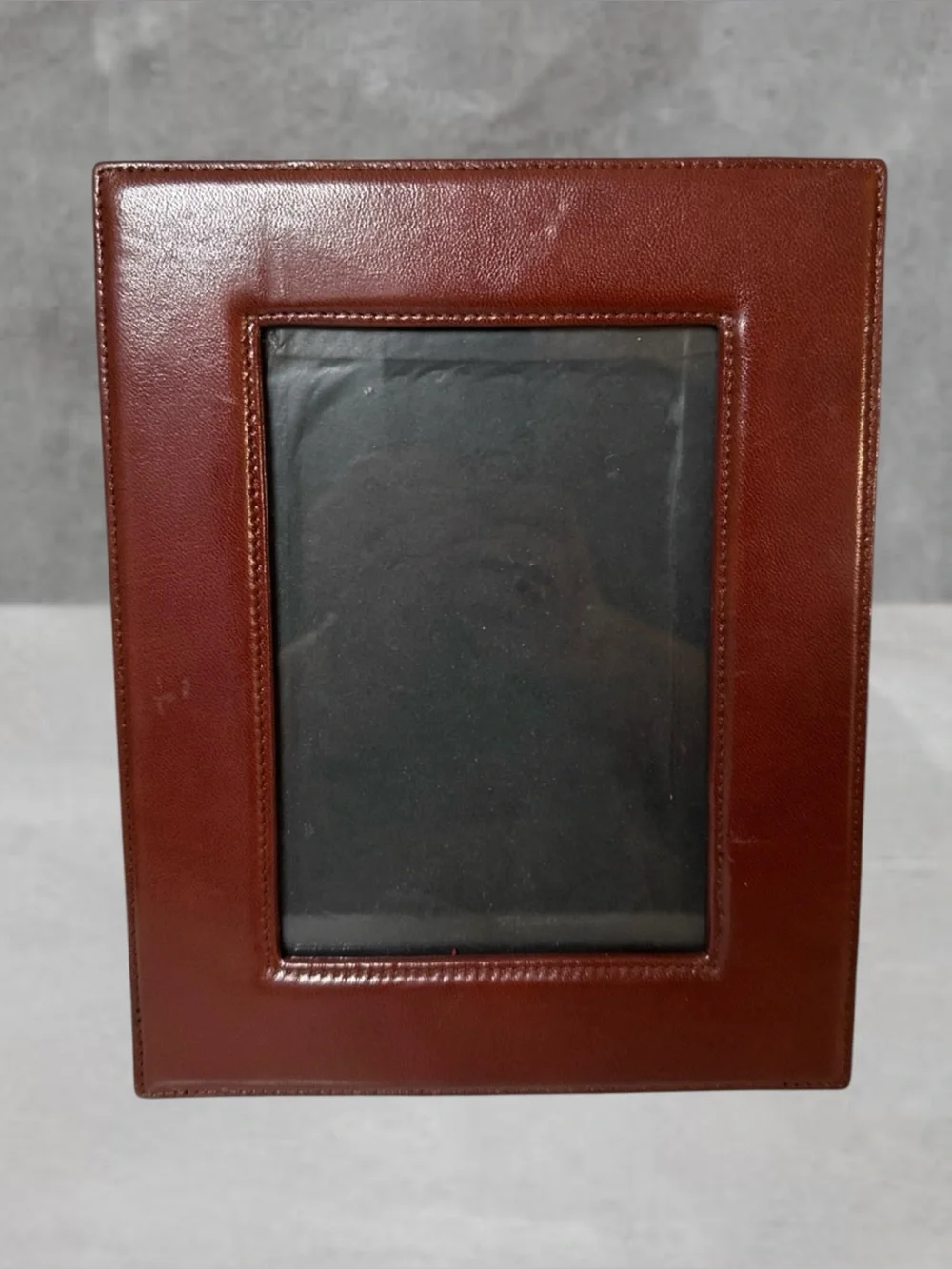 LEATHER PICTURE FRAME FITS 5X7